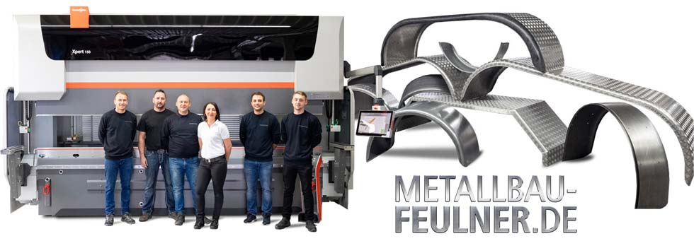 Team-Feulner-vor-Maschine